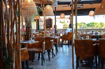 lang[meta_title] - Salle restaurant - 2